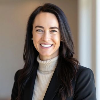Portrait of Kelly Horn, REALTOR®